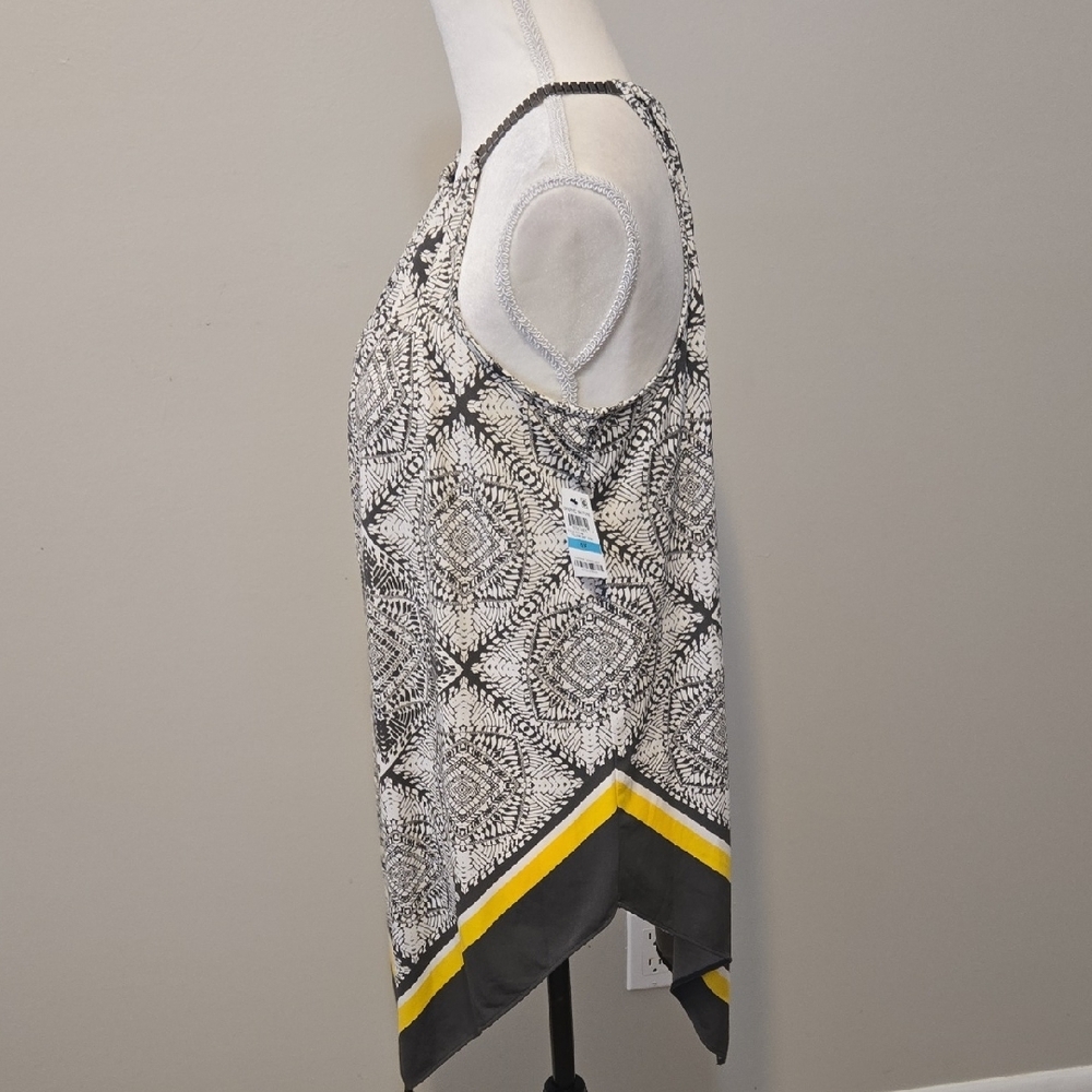 Alfani Black and White Blouse with Yellow Trim - Picture 7 of 8